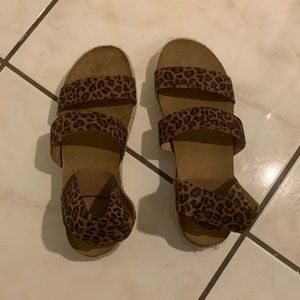 Leopard platform sandals
